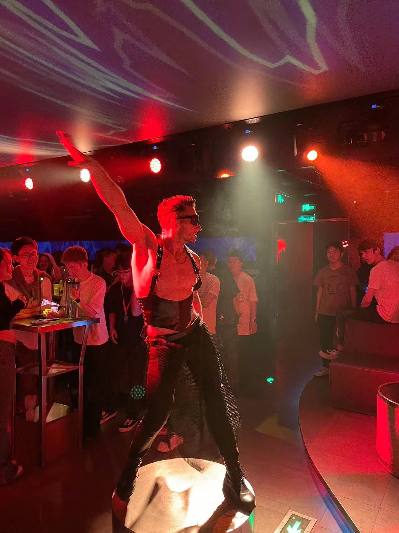 肇庆商务ktv体验
-德庆县ktv预订